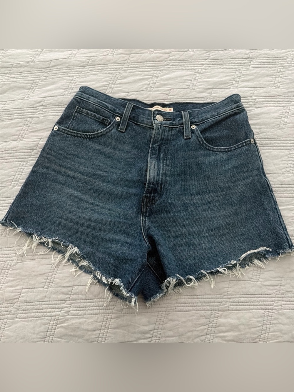 Levi’s High-Rise Mom Shorts Blue Frayed Hem Denim Shorts